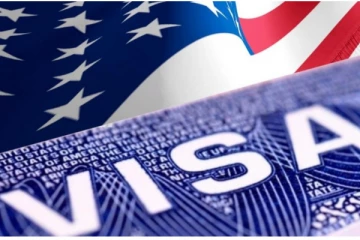 அமெரிக்காவில் விசா ரத்து ; வெளிநாட்டு மாணவர்கள் தலையில் விழுந்த பேரிடி