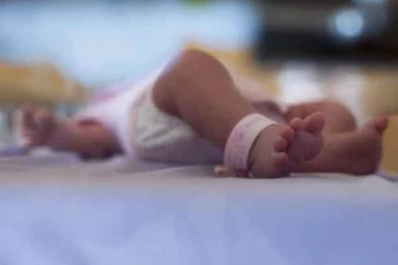 தமிழர் பகுதியில் நிகழ்ந்த துயரம் : 13 நாட்களேயான சிசு பரிதாப மரணம்