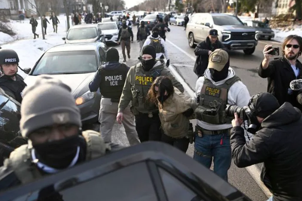 இத்தாலிக்கு செல்லும் சர்ச்சைக்குரிய அமெரிக்காவின் குடிவரவு மற்றும் சுங்க அமுலாக்கத் துறை | Us Immigration Customs Enforcement Agent To Italy