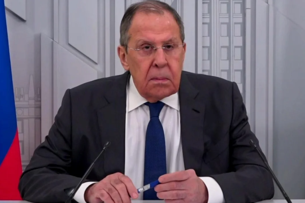 ரஷ்ய வெளியுறவு அமைச்சர் மாயம்: பதவியைப் பறித்தாரா புடின்? | Lavrov Absence After Putin Outburst Over Trump ரஷ்ய வெளியுறவு அமைச்சர் மாயம்: பதவியைப் பறித்தாரா புடின்? | Lavrov Absence After Putin Outburst Over Trump