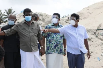 அரசாங்கம் ஆட்டுவிக்கப்படும் பொம்மையாக மாறியிருக்கிறது! சஜித்