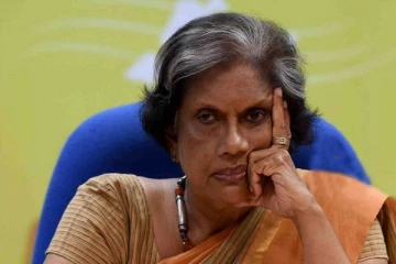 அரசியல் நிலைமை குறித்து அதிருப்தி! - லண்டன் சென்றார் சந்திரிகா குமாரதுங்க