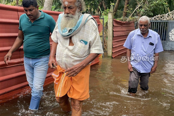 சந்நிதியான் ஆச்சிரமத்தால் வெள்ளத்தால் பாதிக்கப்பட்ட 225 பேருக்கு சமைத்த உணவு..! | Cooked Food For 225 Flood Victims