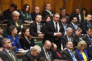 தவறுதலாக திறந்துவிட்டேன்.. நாடாளுமன்றத்தில் ஆபாசப் படங்களை பார்த்து சிக்கிய பிரித்தானியா எம்.பி விளக்கம்