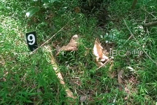 தமிழர் பகுதியிலிருந்து மீட்கப்பட்ட மனித எச்சங்கள்! | Vavuniya Sri Lanka Human Remains Police Northern தமிழர் பகுதியிலிருந்து மீட்கப்பட்ட மனித எச்சங்கள்! | Vavuniya Sri Lanka Human Remains Police Northern