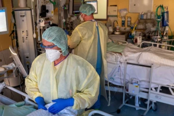 ஜேர்மனியில் ஒரே நாளில் மளமளவென உயர்ந்த Omicron தொற்று பாதிப்பு! அரசு மேற்கொண்ட முக்கிய நடவடிக்கை