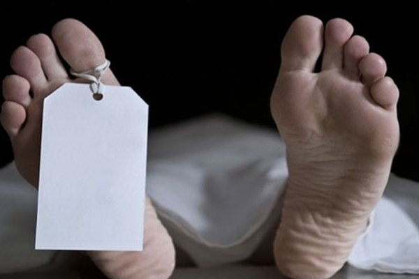 மன்னார் கடற்கரையில் ஒதுங்கியுள்ள சடலம்! | Dead Body On Mannar Beach