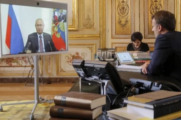 பயங்கர பின்விளைவுகளை சந்திக்க நேரிடும்... பிரான்ஸ் ஜனாதிபதிக்கு புடின் எச்சரிக்கை