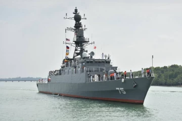 மூழ்கிக்கொண்டிருந்த ஈரான் கப்பலில் இருந்தவர்களை மீட்ட இலங்கை கடற்படை