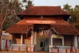 ஆறு மாதம் ஒரு முறை நிறம் மாறும் விநாயகரின் அதிசய கோயில்
