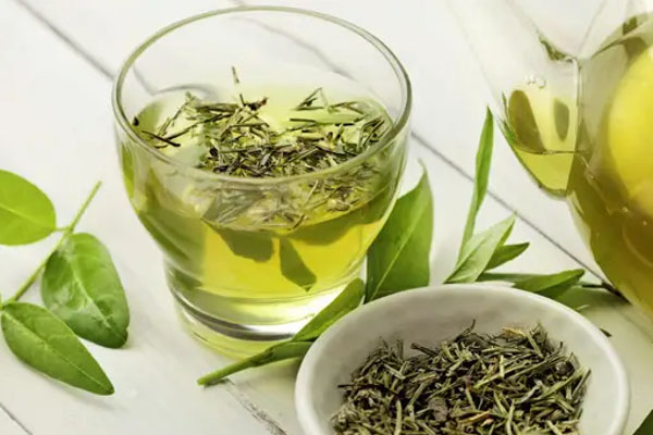 சளி பிரச்சனையால் அவதிப்படுபவர்கள் இதில் ஒரு டீயை ட்ரை பண்ணி பாருங்க | Suffering From Cold Problems Try This Tea