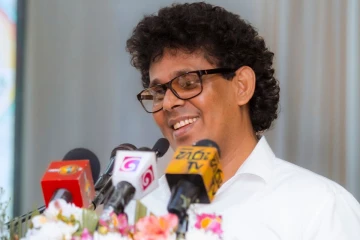 රට හදන්න විපක්ෂයේ දක්ෂයොත් ඕනෑ.. වසන්තගෙන් විවෘත ආරාධනාවක්