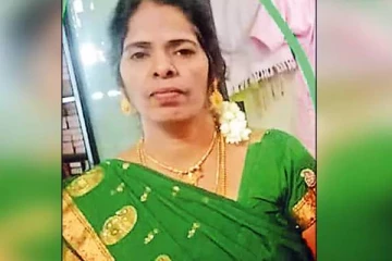 குப்பை லொறியில் சிக்கி மகள் கண்முன்னே தாய் பரிதாப மரணம்