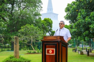 வேறொரு உலகத்திலிருந்து உரையாற்றிய கோட்டாபய -எதிரணி சாடல்