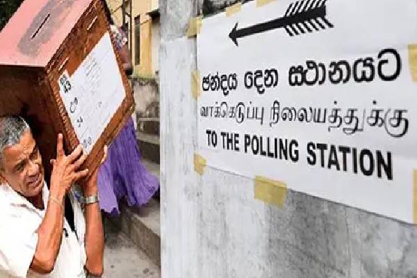 ஆளுநர் ஊடாக நிர்வாகத்தை முன்னெடுத்து வருவது ஜனநாயக விரோத செயல் - தேசப்பிரிய காட்டம் | Government Hold The Provincial Council Election ஆளுநர் ஊடாக நிர்வாகத்தை முன்னெடுத்து வருவது ஜனநாயக விரோத செயல் - தேசப்பிரிய காட்டம் | Government Hold The Provincial Council Election