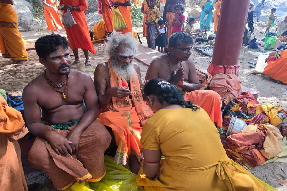 கதிர்காம கந்தன் ஆடிவேல் உற்சவம்; காட்டுபாதை திறப்பு! | Kataragama Aadi Vel Festival Forest Path Opened கதிர்காம கந்தன் ஆடிவேல் உற்சவம்; காட்டுபாதை திறப்பு! | Kataragama Aadi Vel Festival Forest Path Opened