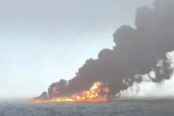 அதிசயமாக உயிர் தப்பிய ஊழியர்கள்... பிரித்தானியக் கடலில் நடந்த பயங்கரம்