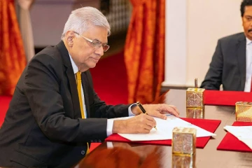 மகிந்த தரப்பு எடுத்த திடீர் முடிவு! நிரந்தர ஜனாதிபதியாகும் வாய்ப்பு ரணிலுக்கு - ஆதரவு தொடர்பில் வெளியான அறிவிப்பு