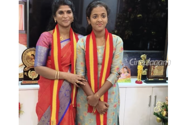 பிக் பாஸ் வீட்டில் போட்டியாளராக வலம் வரும் தவெக உறுப்பினர்... பலருக்கு தெரியாத தகவல்! | Bigg Boss Contestant Who Has Tvk Support