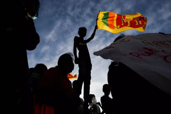 இலங்கையில் ஒவ்வொரு குடிமகனுக்கும் அதிர்ச்சியை ஏற்படுத்தும் தகவல்! | Daily Credit Amount Of A Citizen In Sri Lanka