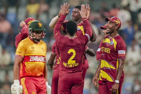ஜிம்பாப்வேவை வீழ்த்தி மேற்கிந்திய தீவுகள் அணி 107 ஓட்டங்களால் வெற்றி | West Indies Beat Zimbabwe By 107 Runs