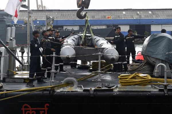 நாட்டில் புயலின் கோரதாண்டவம்.. ஜனாதிபதி விடுத்துள்ள அதிரடி அறிவிப்பு | Sri Lanka Weather Cyclone Ditwah Heavy Rain Update