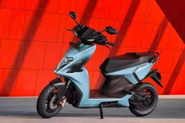 ஒருமுறை சார்ஜ் செய்தால் 248 கிமீ மைலேஜ்.! Simple One-ன் Gen 1.5 எலக்ட்ரிக் ஸ்கூட்டர் அறிமுகம்