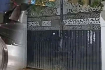 போதைப்பொருள் தொழிற்சாலையாக மாறிய வீடு ; தப்பியோடிய வெளிநாட்டவர்கள்!