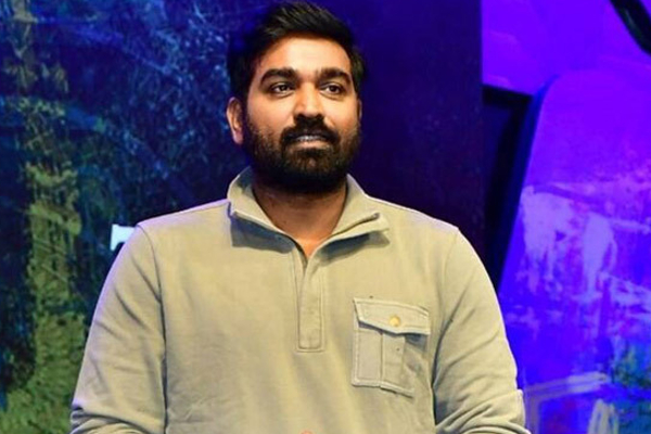 விஜய் சேதுபதி குடும்பத்தில் இருந்து சினிமாவிற்கு வரும் நபர்.. யார் தெரியுமா | Vijay Sethupathi Son Coming To Act In Tamil Movie