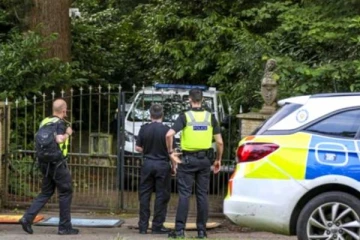 பிரிட்டனில் தனியாக வாழ்ந்த தம்பதி மர்மமாக உயிரிழப்பு