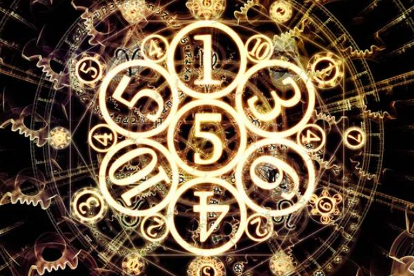 Numerology: இந்த தேதியில் பிறந்தவங்க ஓவர் நைட்டில் கோடீஸ்வரர் ஆவார்களாம்.. உங்க தேதியும் இருக்கா? | These Dates Born People Are Millionaires Overnight