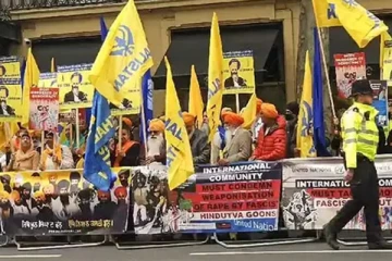 சர்ச்சைக்குள்ளாகியுள்ள ஒரு இந்தியருக்கு கனடாவுக்குள் நுழைய அனுமதி