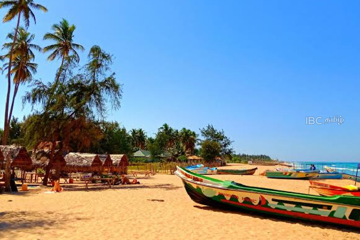 நிலாவெளி கடலில் குளித்த வெளிநாட்டு சிறுமிக்கு நேர்ந்த கதி | Italian Girl Injured In Boat Collision At Nilaveli நிலாவெளி கடலில் குளித்த வெளிநாட்டு சிறுமிக்கு நேர்ந்த கதி | Italian Girl Injured In Boat Collision At Nilaveli