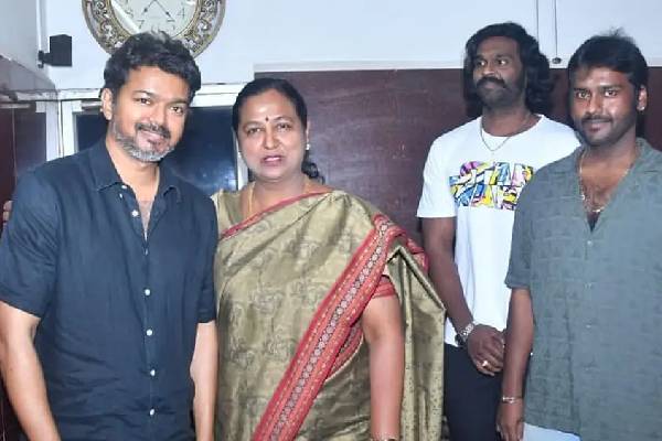 விஜய் பற்றி சீமான் சொன்னதுதான் சரி; அப்போ எங்க போனாரு? கொதித்த பிரேமலதா | Remalatha Vijayakanth Reply To Vijay On Captain