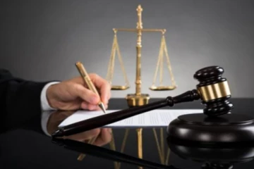 பதின்ம வயது சிறுமிக்கு நடந்த கொடூரம்: சந்தேகநபருக்கு 45 வருடங்கள் சிறைத்தண்டனை - செய்திகளின் தொகுப்பு (video)