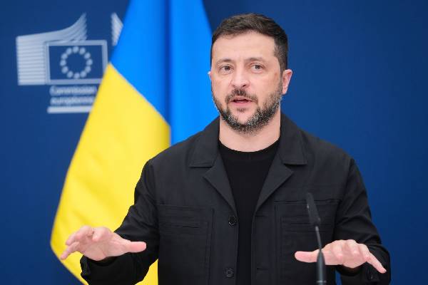 ஜெலென்ஸ்கியின் தலைமை சட்டவிரோதம்... அர்த்தமற்ற சமாதான ஒப்பந்தம்: கோபத்தில் புடின் | Zelensky Leadership Illegitimate