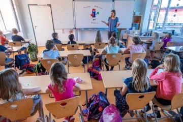 ஜெர்மனியில் பாடசாலை மாணவர்களுக்கு மகிழ்ச்சியை ஏற்படுத்திய அரசாங்கம்!