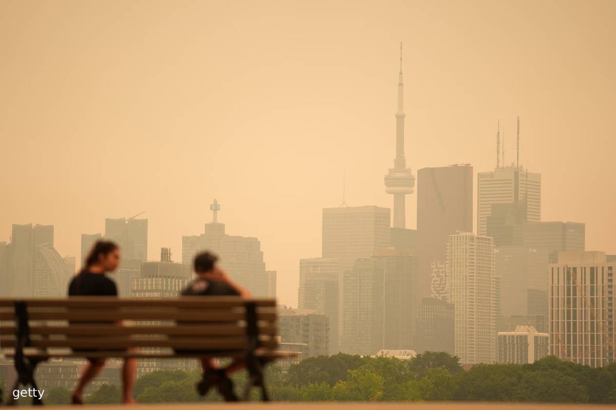 உலகிலேயே மிக மோசமானதாக மாறிய ரொறன்ரோவின் காற்றின் தரம் | Toronto Air Quality Worst உலகிலேயே மிக மோசமானதாக மாறிய ரொறன்ரோவின் காற்றின் தரம் | Toronto Air Quality Worst