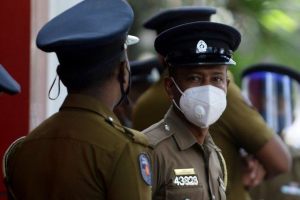 காதல் விவகாரம் ; அமைச்சர் மகன் உள்ளிட்ட ஐவர் அதிரடிக் கைது! | Minister S Son Arrested