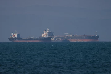 சரக்கு கப்பலை குறிவைத்து ஹவுதி கிளர்ச்சியாளர்கள் ஏவுகணை தாக்குதல்