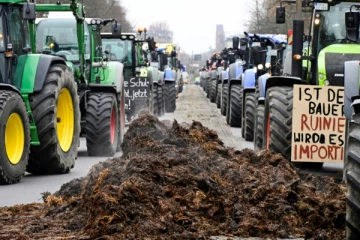 ஜேர்மனியில் விவசாயிகள் போராட்டம் வெற்றி: பணிந்தது அரசு