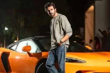 ரூ.3.73 கோடிக்கு சொகுசு காரை பரிசாகப் பெற்ற பிரபல நடிகர்