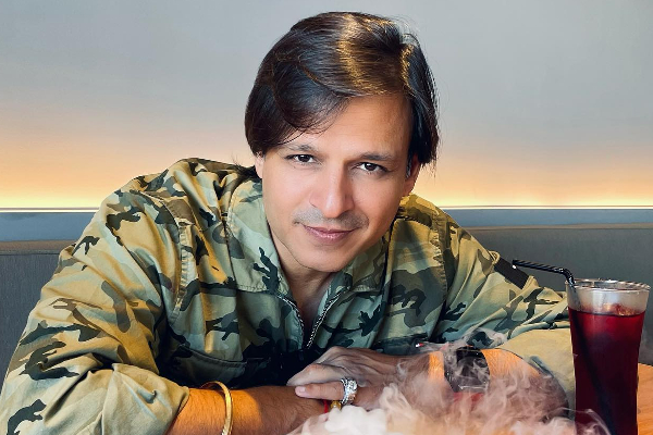 பல கோடி ஏமாத்திட்டாங்க.. விவேகம் பட வில்லன் போலீசில் புகார் | Actor Vivek Oberoi Cheated Crores By Partners