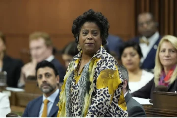 அமெரிக்க சுகாதார தகவல்களில் தங்கியிருக்க முடியாது– கனடா சுகாதார அமைச்சர்