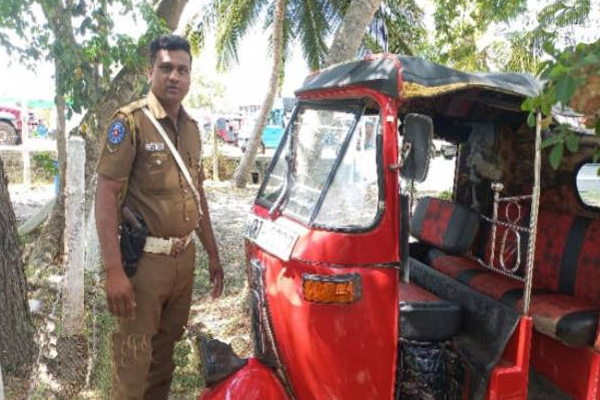 புத்தளத்தில் கோர விபத்து... தேரர் ஒருவர் உயிரிழப்பு | Auto Accident In Puttalam Buddhist Thero Death