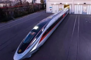 உலகின் அதிவேக ரயிலை உருவாக்கிய சீனா! எத்தனை கிமீ வேகம் தெரியுமா?