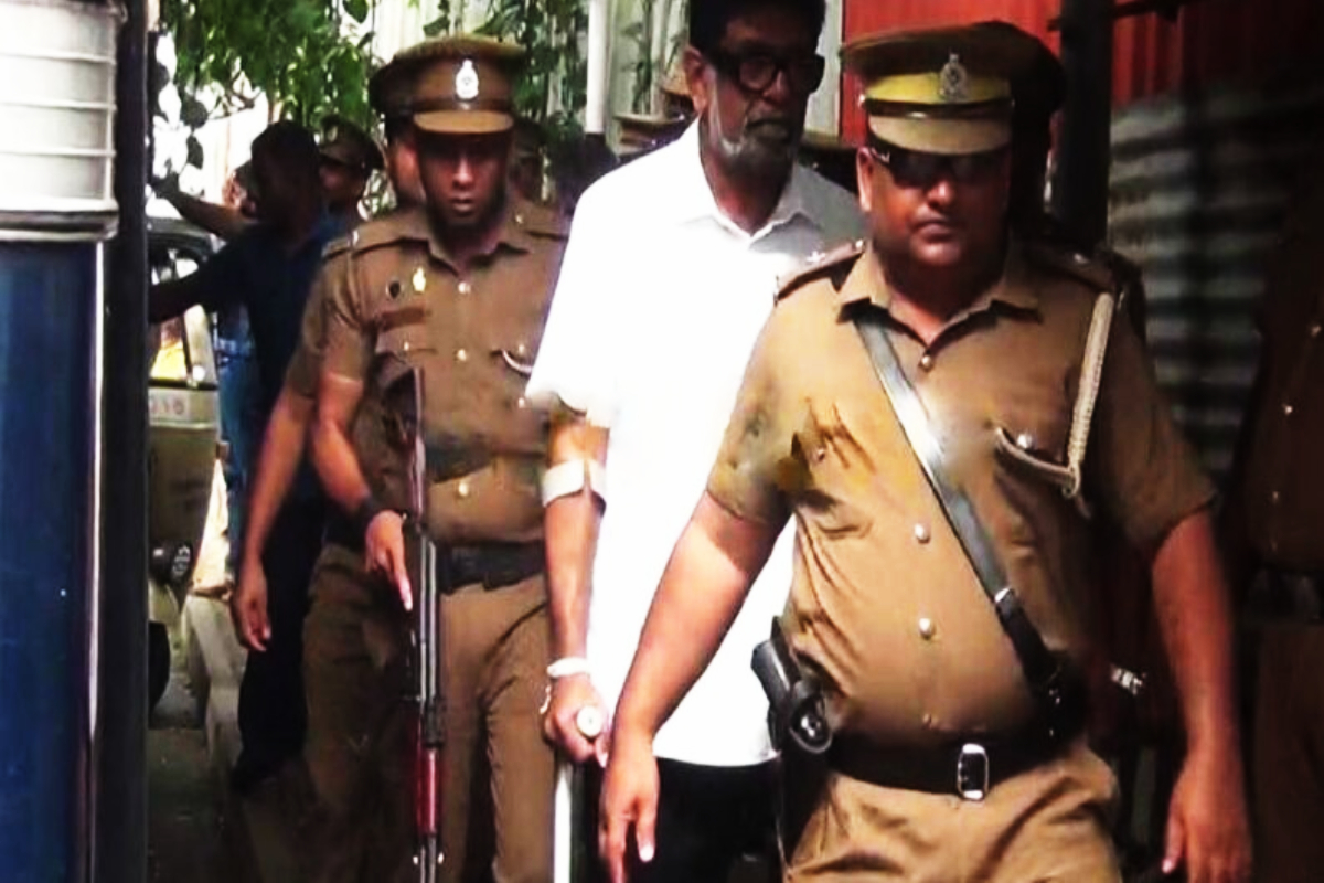 முன்னாள் சுகாதார அமைச்சர் இலஞ்ச ஊழல் ஒழிப்பு ஆணைக்குழுவில் முன்னிலை | Keheliya Appears Ciaboc முன்னாள் சுகாதார அமைச்சர் இலஞ்ச ஊழல் ஒழிப்பு ஆணைக்குழுவில் முன்னிலை | Keheliya Appears Ciaboc