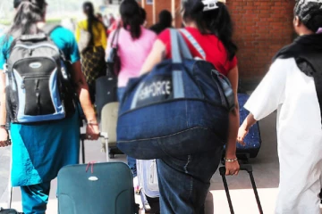 විදේශ රැකියා වලට යන අයට නව ආරක්ෂාවක්.