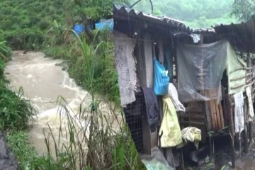 மலையகத்தில் மக்களின் இயல்பு வாழ்க்கை பாதிப்பு: வீடுகளில் புகுந்த வெள்ள நீர்