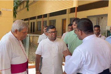 மட்டக்களப்பு கத்தோலிக்கத் தேவாலயத்திற்கு பிள்ளையானை அழைத்ததால் வெடித்தது பெரும் சர்ச்சை!